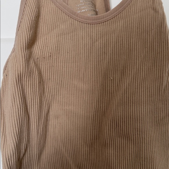 Tan Ribbed Tank Top - M/L - Picture 3 of 4